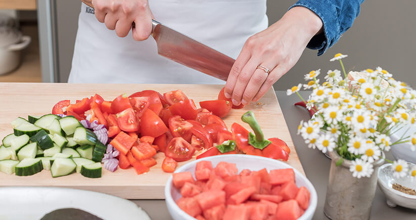 Tomaten-Wassermelonen-Gazpacho Messer